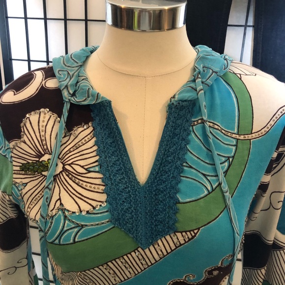 Forbidden ❤️ ladies hoodie. Size M. - Picture 4 of 7